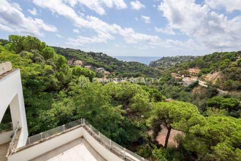 Willa w Lloret de Mar, Girona, Hiszpania 5 sypialni, 441 mkw. nr 177134 – zdjęcie 7