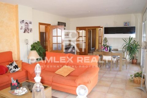 Villa à vendre à Platja D'aro, Girona, Espagne, 4 chambres, 300 m2 No. 177133 - photo 5