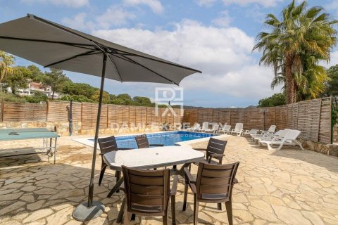 House à vendre à Lloret de Mar, Girona, Espagne, 8 chambres, 293 m2 No. 177137 - photo 5