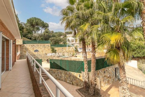 House à vendre à Lloret de Mar, Girona, Espagne, 8 chambres, 293 m2 No. 177137 - photo 17