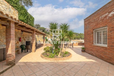 House à vendre à Lloret de Mar, Girona, Espagne, 8 chambres, 293 m2 No. 177137 - photo 12