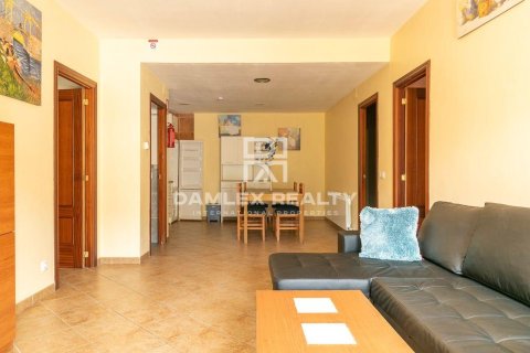 House à vendre à Lloret de Mar, Girona, Espagne, 8 chambres, 293 m2 No. 177137 - photo 19