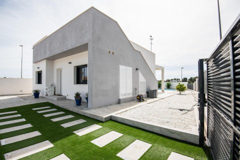 Villa zum Verkauf Pilar de la Horadada, Alicante, Spanien 3 Schlafzimmer, 116 m2 Nr. 135140 - Foto 3