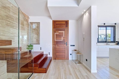 Villa for sale in Vilanova i la Geltru, Barcelona, Spain 4 bedrooms, 195 sq.m. No. 150285 - photo 6