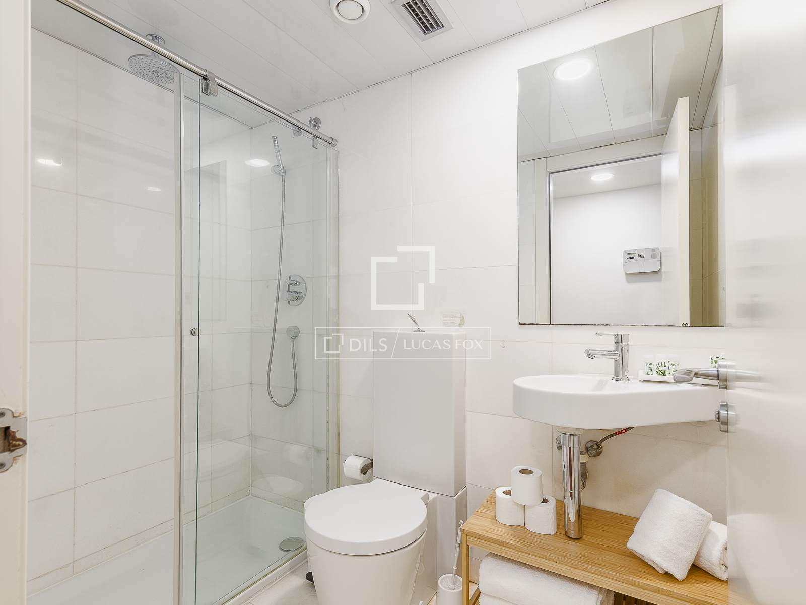 Dzīvoklis Barcelona, Spānijā 4 istabas, 171 m2 Nr. 150282