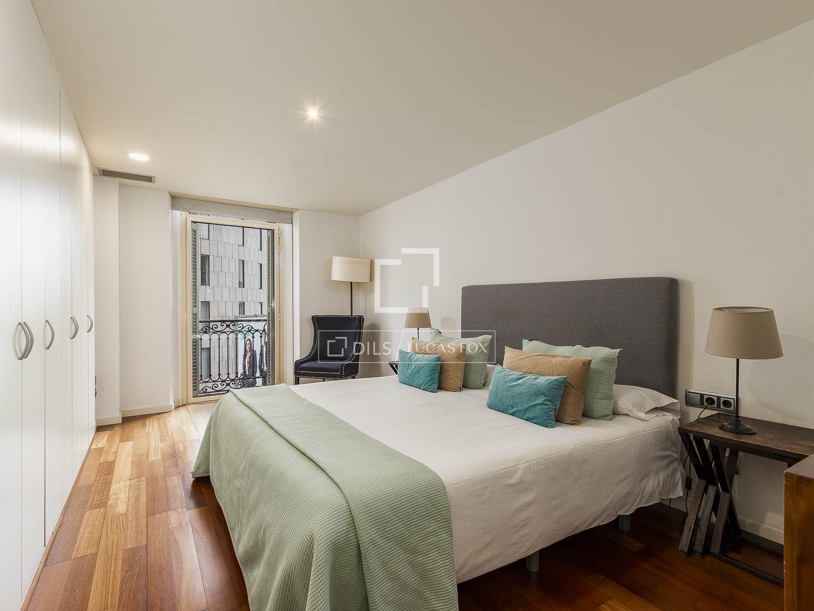 Dzīvoklis Barcelona, Spānijā 4 istabas, 171 m2 Nr. 150282
