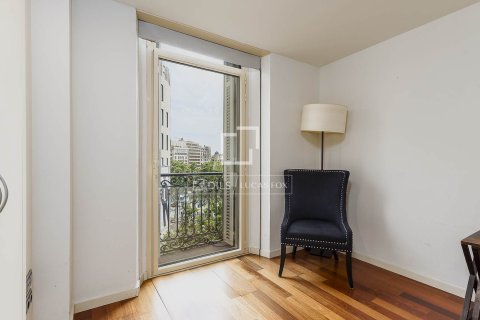 Dzīvoklis pārdošanā Barcelona, Spānijā 4 istabas, 171 m2 Nr. 150282 - attēls 21