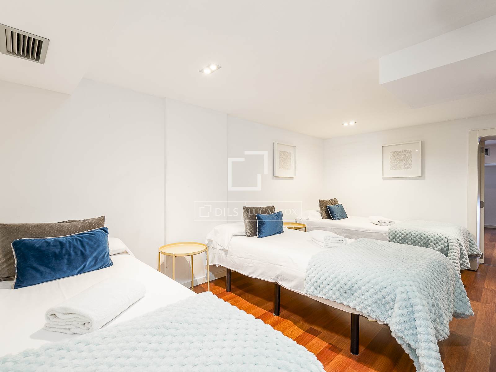 Dzīvoklis Barcelona, Spānijā 4 istabas, 171 m2 Nr. 150282