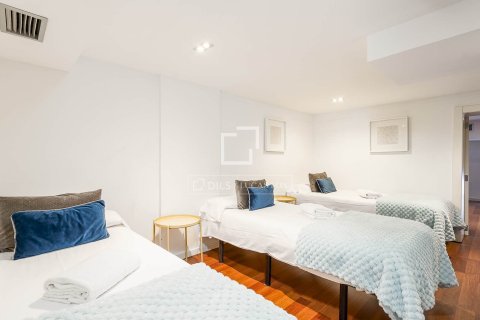 Dzīvoklis pārdošanā Barcelona, Spānijā 4 istabas, 171 m2 Nr. 150282 - attēls 22