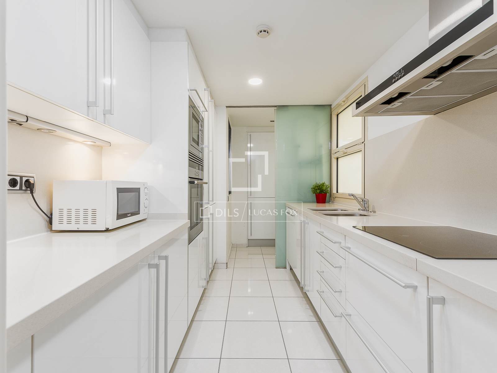 Dzīvoklis Barcelona, Spānijā 4 istabas, 171 m2 Nr. 150282