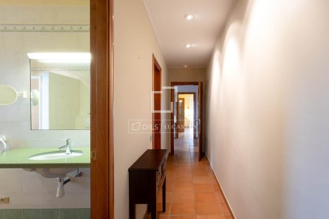 Villa for sale in Vallromanes, Barcelona, Spain 4 bedrooms, 471 sq.m. No. 150279 - photo 27