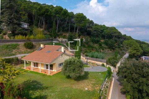 Villa in Vallromanes, Barcelona, Spain 4 bedrooms, 471 sq.m. No. 150279