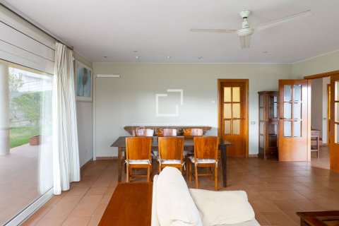 Villa for sale in Vallromanes, Barcelona, Spain 4 bedrooms, 471 sq.m. No. 150279 - photo 13