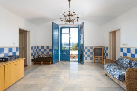 Villa for sale in Arenys de Mar, Barcelona, Spain 13 bedrooms, 651 sq.m. No. 150280 - photo 7