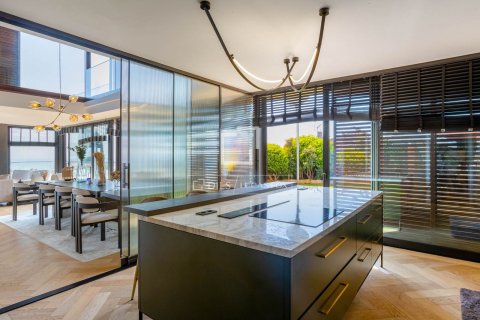 Villa for sale in Sant Pol de Mar, Barcelona, Spain 4 bedrooms, 508 sq.m. No. 150284 - photo 11