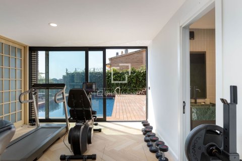 Villa for sale in Sant Pol de Mar, Barcelona, Spain 4 bedrooms, 508 sq.m. No. 150284 - photo 18