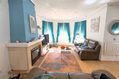 Huvila myytävänä Guardamar del Segura, Alicante, Espanja, 3 makuuhuonetta, 98 m2 No. 160653 - kuva 5