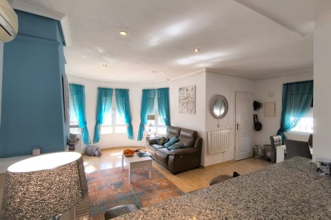 Huvila myytävänä Guardamar del Segura, Alicante, Espanja, 3 makuuhuonetta, 98 m2 No. 160653 - kuva 9