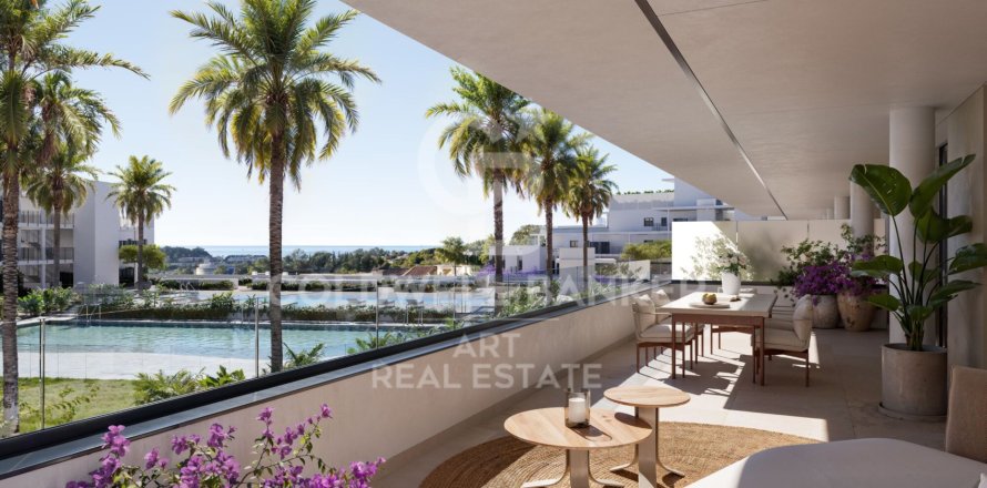 Apartment à Estepona, Malaga, Espagne 2 chambres, 149 m2 No. 179078