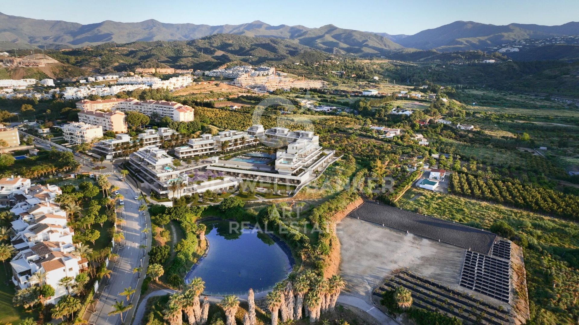 Apartment à Estepona, Malaga, Espagne 2 chambres, 149 m2 No. 179078