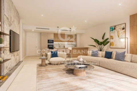 Apartment for sale in Estepona, Malaga, Spain 3 bedrooms, 182 sq.m. No. 179079 - photo 3