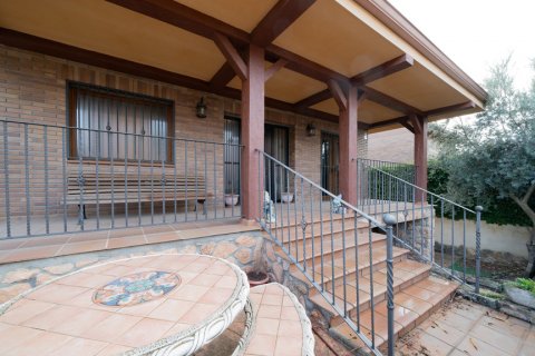 Villa zum Verkauf Madrid, Spanien 4 Schlafzimmer, 450 m2 Nr. 107180 - Foto 2