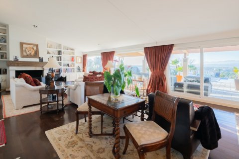 Villa for sale Santo Domingo, Madrid, Spain 7 bedrooms, 1.45 sq.m. No. 107183 - photo 18