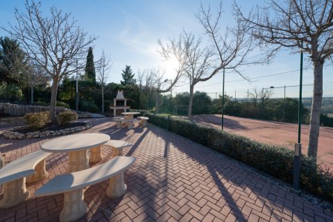 Villa for sale Santo Domingo, Madrid, Spain 7 bedrooms, 1.45 sq.m. No. 107183 - photo 13