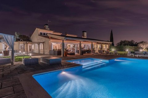 Villa for sale Santo Domingo, Madrid, Spain 7 bedrooms, 1.45 sq.m. No. 107183 - photo 1
