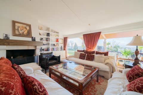 Villa for sale Santo Domingo, Madrid, Spain 7 bedrooms, 1.45 sq.m. No. 107183 - photo 21