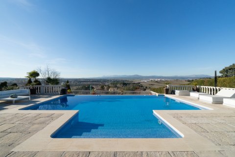 Villa for sale Santo Domingo, Madrid, Spain 7 bedrooms, 1.45 sq.m. No. 107183 - photo 2