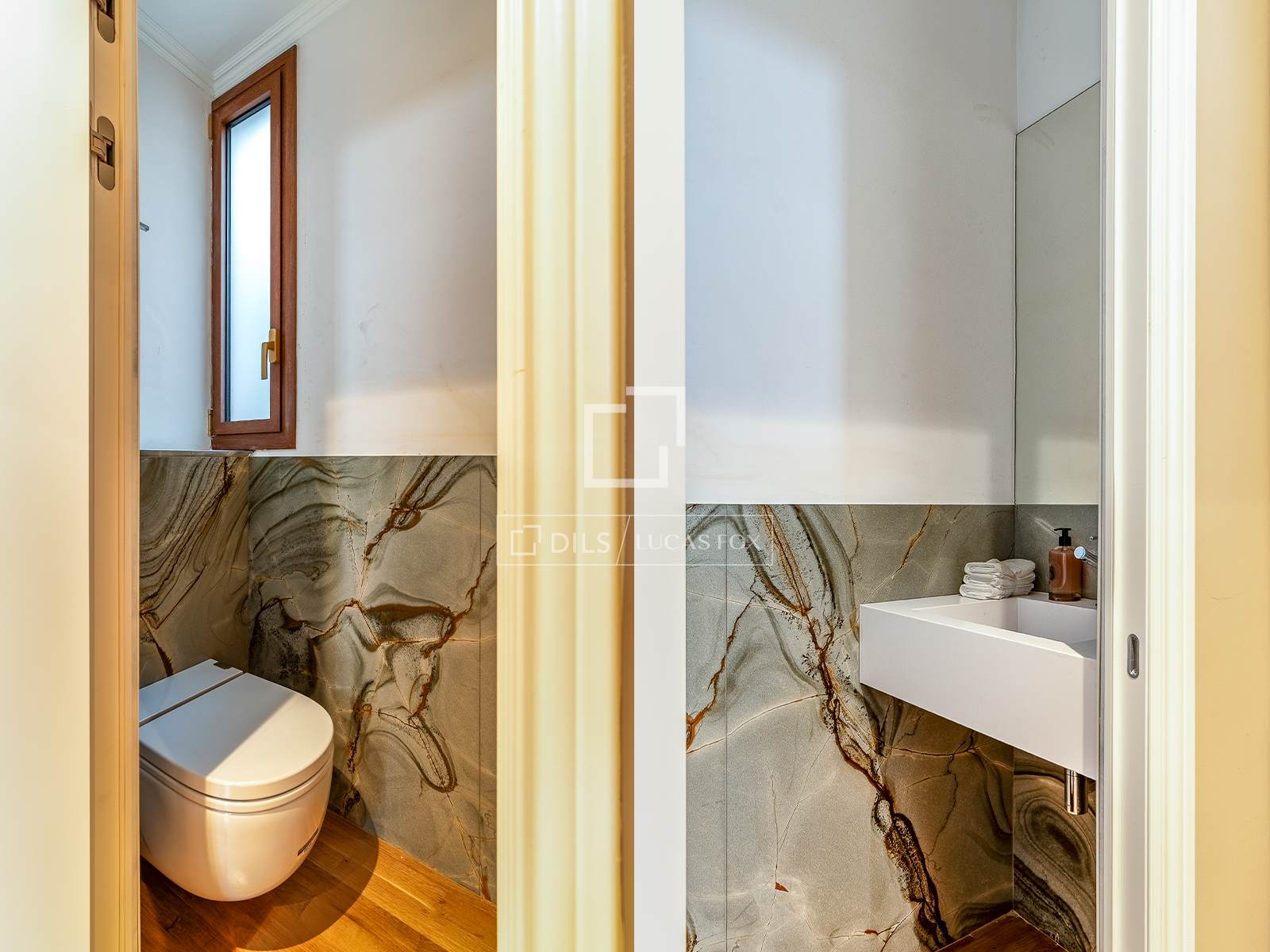 Appartamento a Barcelona, Spagna 4 camere da letto, 218 mq. N° 192726