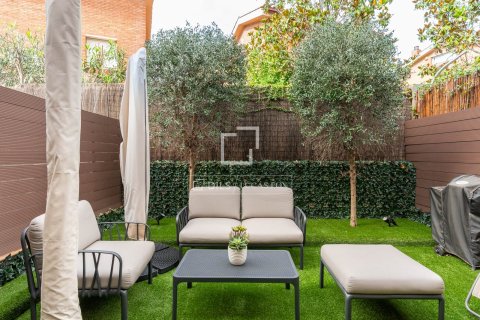 Villa en venta en Sant Cugat del Vallès, Barcelona, España 5 dormitorios, 248 m2 No. 192724 - foto 4