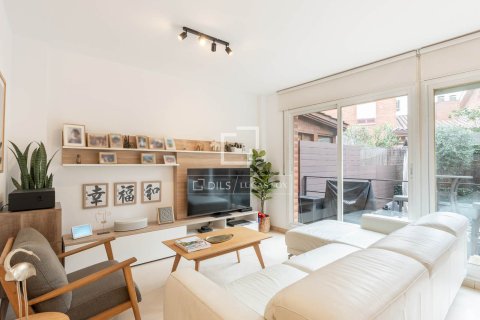 Villa en Sant Cugat del Vallès, Barcelona, España 5 dormitorios, 248 m2 No. 192724