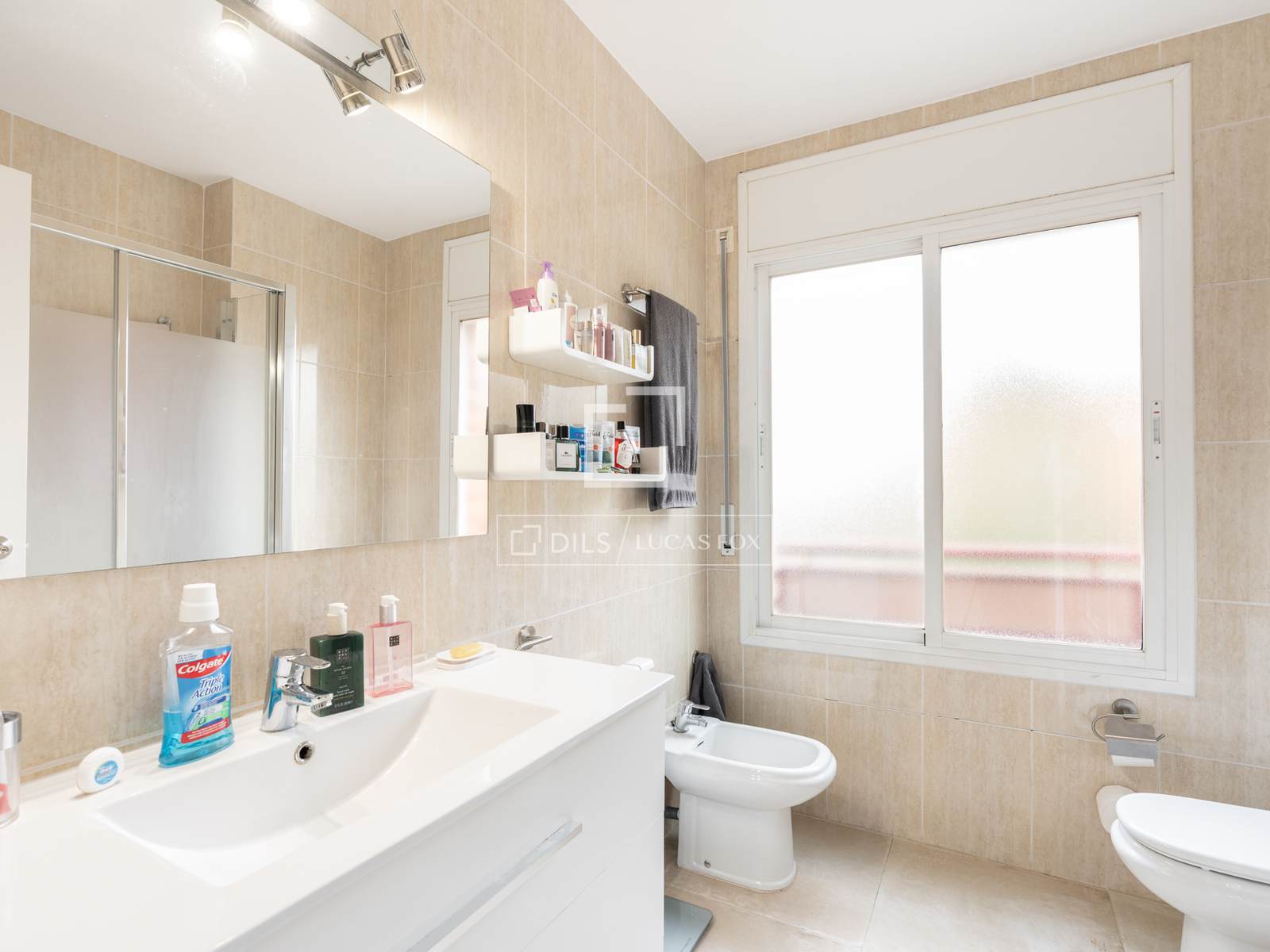 Villa à Sant Cugat Del Valles, Barcelona, Espagne 5 chambres, 248 m2 No. 192724