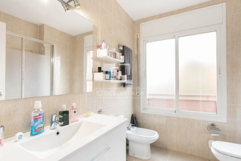 Villa en venta en Sant Cugat del Vallès, Barcelona, España 5 dormitorios, 248 m2 No. 192724 - foto 16