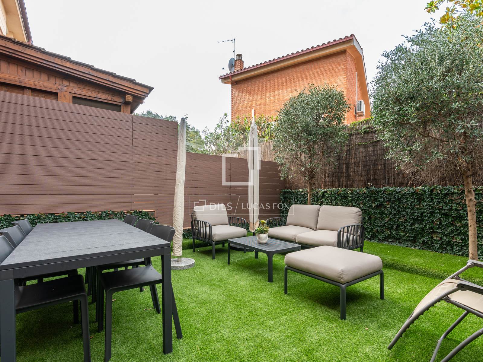 Villa à Sant Cugat Del Valles, Barcelona, Espagne 5 chambres, 248 m2 No. 192724
