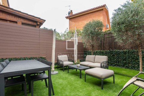 Villa en venta en Sant Cugat del Vallès, Barcelona, España 5 dormitorios, 248 m2 No. 192724 - foto 26