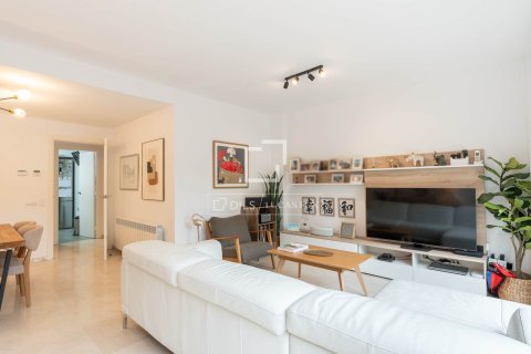 Villa en venta en Sant Cugat del Vallès, Barcelona, España 5 dormitorios, 248 m2 No. 192724 - foto 3