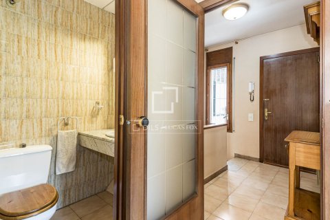 Huvila myytävänä Sant Cugat Del Valles, Barcelona, Espanja, 4 makuuhuonetta, 190 m2 No. 192727 - kuva 14