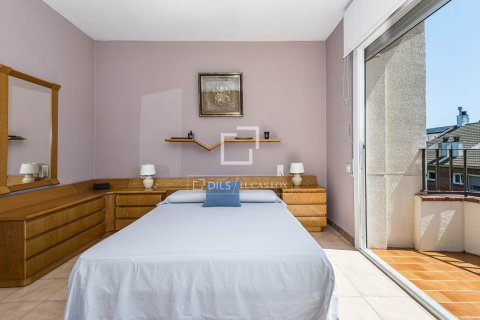 Huvila myytävänä Sant Cugat Del Valles, Barcelona, Espanja, 4 makuuhuonetta, 190 m2 No. 192727 - kuva 24