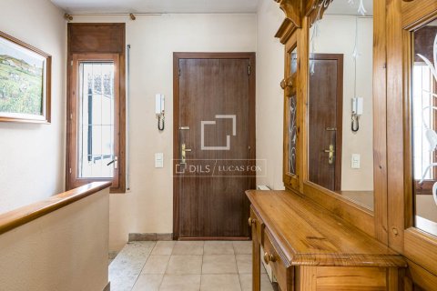 Huvila myytävänä Sant Cugat Del Valles, Barcelona, Espanja, 4 makuuhuonetta, 190 m2 No. 192727 - kuva 12