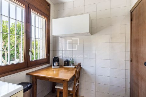 Huvila myytävänä Sant Cugat Del Valles, Barcelona, Espanja, 4 makuuhuonetta, 190 m2 No. 192727 - kuva 11