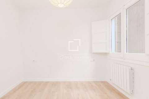 Huoneisto myytävänä Barcelona, Espanja, 3 makuuhuonetta, 86 m2 No. 192725 - kuva 25