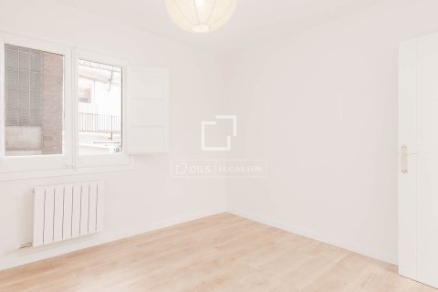 Huoneisto myytävänä Barcelona, Espanja, 3 makuuhuonetta, 86 m2 No. 192725 - kuva 26
