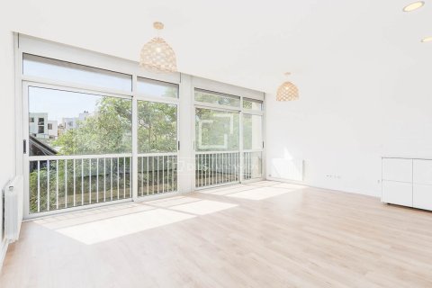 Huoneisto Barcelona, Espanja 3 makuuhuonetta, 86 m2 No. 192725