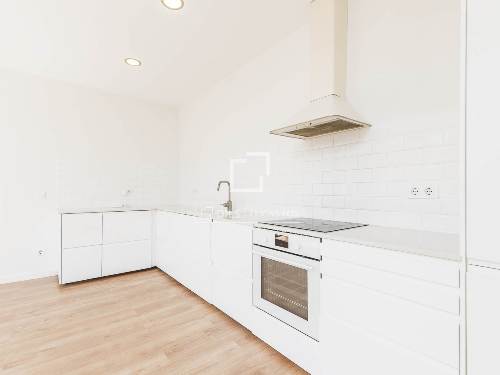 Apartment in Barcelona, Spain 3 bedrooms, 86 sq.m. No. 192725