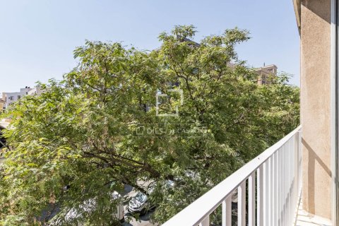 Huoneisto myytävänä Barcelona, Espanja, 3 makuuhuonetta, 86 m2 No. 192725 - kuva 8