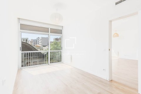 Huoneisto myytävänä Barcelona, Espanja, 3 makuuhuonetta, 86 m2 No. 192725 - kuva 12