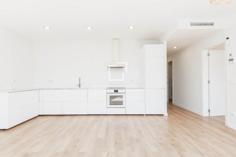 Huoneisto myytävänä Barcelona, Espanja, 3 makuuhuonetta, 86 m2 No. 192725 - kuva 14